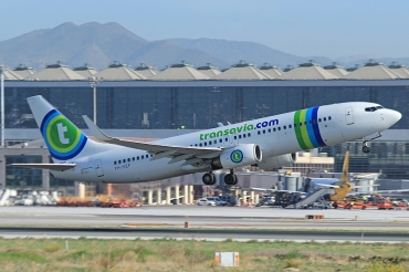 PH-HZF (28378) 1999 Boeing 737-8K2(WL)