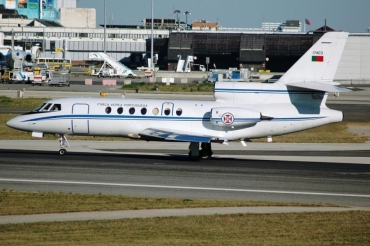 17403 (221) 1990 Dassault Falcon 50