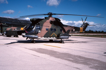 19503 (1004) 1969 Aerospatiale SA-330S-1 Puma