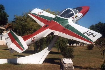 2424 (40749) 1962 Cessna T-37C Tweety Bird
