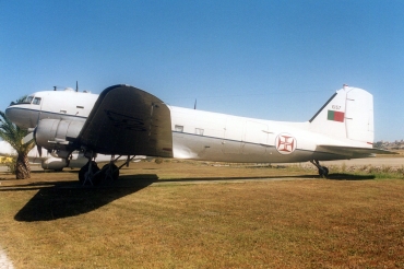 6157 (19755) 1943 Douglas C-47A Skytrain