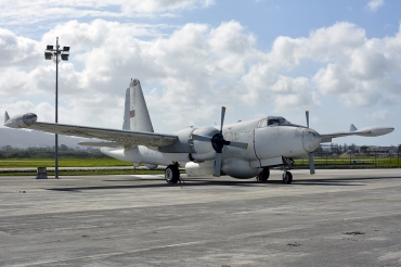 4711 (426-5283) Lockheed P-2E Neptune