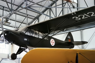 3212 (18-2552) Piper L-21B Super Cub