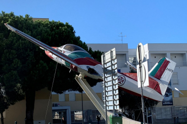 2429 (40783) 1962 Cessna T-37C Tweety Bird