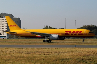 G-BMRC · Boeing 757-236(SF) · (CDG / LFPG)