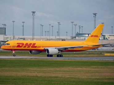 G-BIKI (22180) 1983 Boeing 757-236(SF)