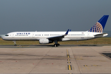 N14121, (cn 27563/766), Boeing 757-224