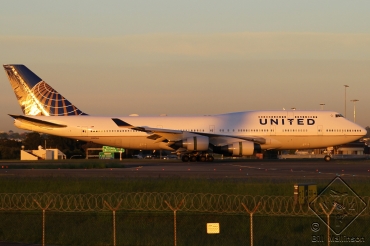 N181UA, (cn 25278/881), Boeing 747-422