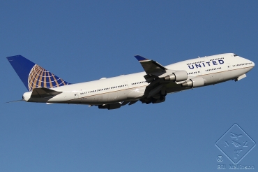 N181UA, (cn 25278/881), Boeing 747-422