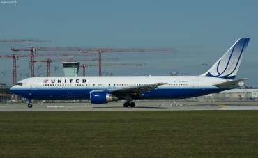 N662UA (27159) 1993 Boeing 767-322(ER)