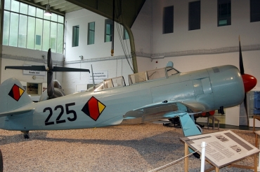 225 (68203) Yakovlev Yak-11