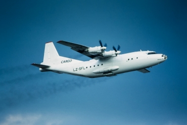 LZ-SFL (4342101) Antonov An-12BP