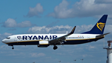 9H-QBC (44803) 2017 Boeing 737-8AS WL