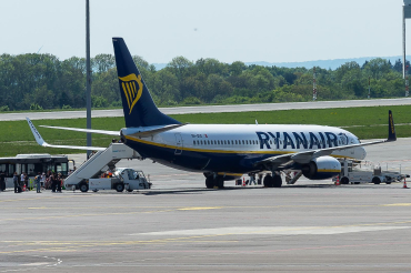9H-QDG (44756) 2016 Boeing 737-8AS(WL)