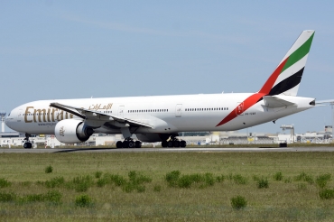 A6-EBF (32708) 2005 Boeing 777-31H(ER)