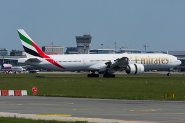 A6-ENM (41359) 2013 Boeing 777-31H(ER)