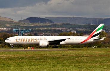 A6-EBA (32706) 2005 Boeing 777-31H(ER)