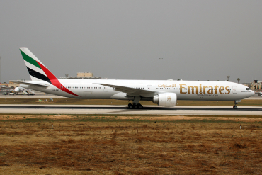 A6-ECR (35592) 2009 Boeing 777-31HER