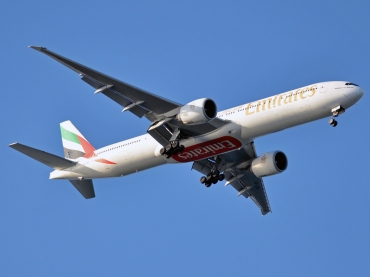 A6-EBS (32715) 2006 Boeing 777-31H(ER)