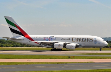 A6-EDG (023) 2009 Airbus A380-861