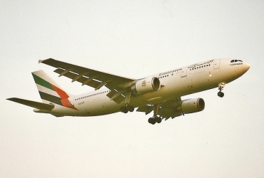 A6-EKF (608) 1991 Airbus A300B4-605R