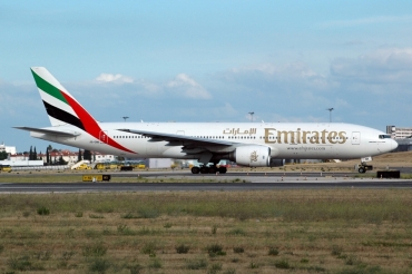 A6-EMK (29324) 1998 Boeing 777-21H(ER)