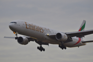 A6-EMS (29067) 2002 Boeing 777-31H