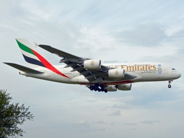 A6-EOQ (201) 2015 Airbus A380-861