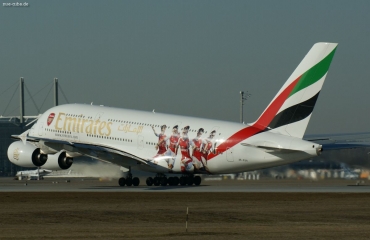 A6-EUA (211) 2016 Airbus A380-861