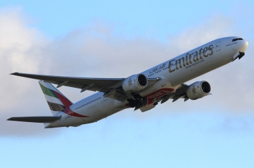 A6-EMQ (32697) 2002 Boeing 777-31H