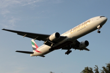 A6-EMV (28687) 2003 Boeing 777-31H