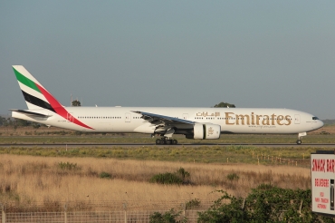A6-EMV (28687) 2003 Boeing 777-31H