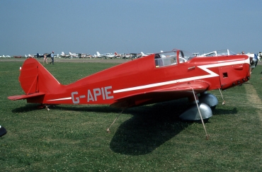 G-APIE ( 535 ) 1957 Tipsy Belfair