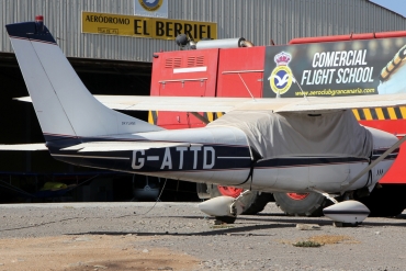 G-ATTD (182-57229) Cessna 182J Skylane