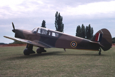 G-ANXR / RM221 1945 Percival P-31C Proctor 4