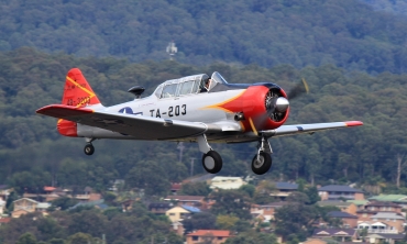 VH-WHF (49-3203) 1944 North American AT-6G Texan