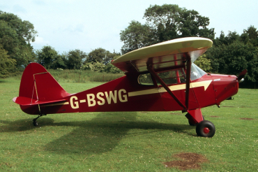 G-BSWG (15-99) 1946 Piper PA-17