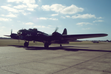 G-BEDF / 124485 1944 Boeing B-17G Flying Fortress
