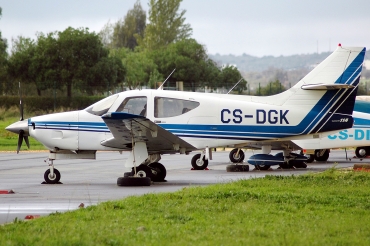 CS-DGK (14302) 1977 Rockwell Commander 114