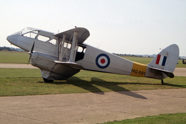 G-AIYR / HG691 1943 DeHavilland DH-89A Dominie/Dragon