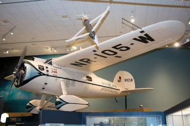 NR105W (122) 1929 Lockheed 5C Vega