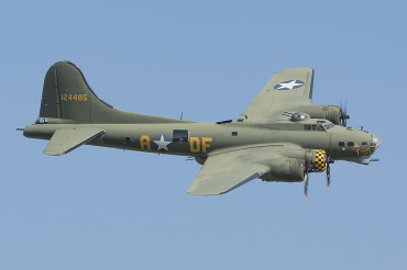 G-BEDF / 124485 1944 Boeing B-17G Flying Fortress