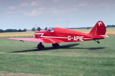 G-APIE ( 535 ) 1957 Tipsy Belfair