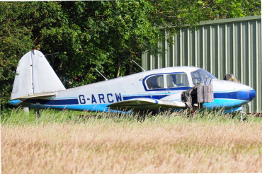G-ARCW (23-796) 1960 Piper PA-23-160 Apache