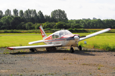 G-AVBT (28-3945) 1967 Piper PA-28-180 Cherokee C