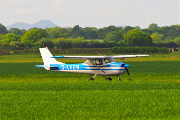 G-AVEN (0202) 1966 Reims-Cessna F150G