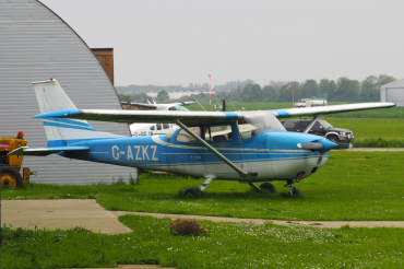 G-AZKZ 1972 Reims-Cessna F172L Skyhawk