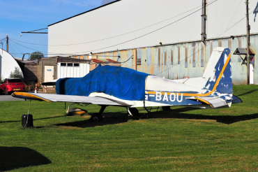 G-BAOU (AA5-0298) Grumman American AA-5 Traveller
