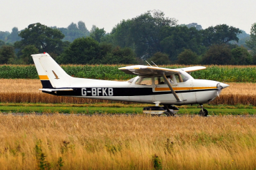 G-BFKB (1601) 1977 Reims-Cessna F172N