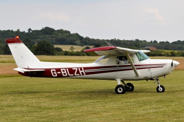 G-BLZH (F1521965) 1985 Reims-Cessna F152